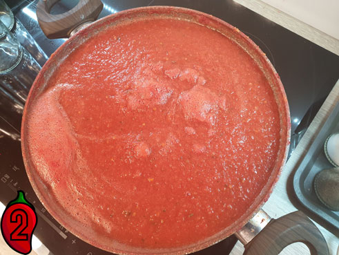 ostry-sos-pomidorowy-chili-gotowanie